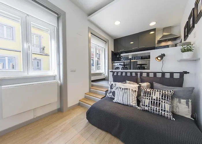 Lovelystay - Saudade Studio - Lisbon\'S Narrowest Building